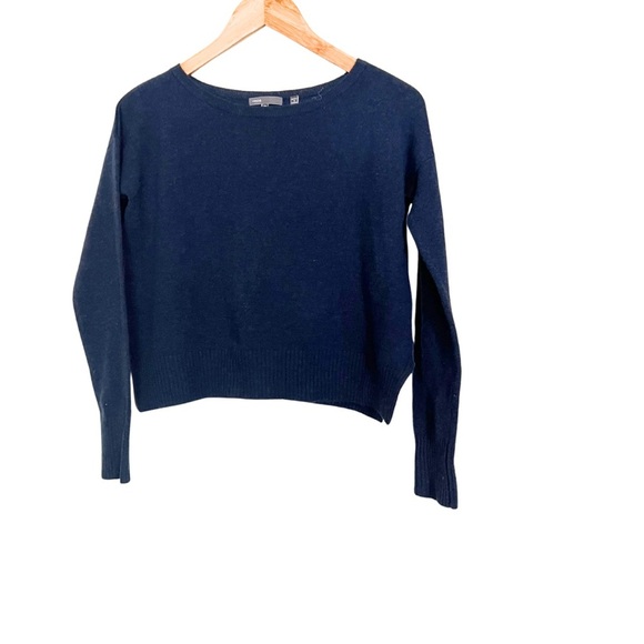 VINCE Raglan Cropped Sweater - Picture 2 of 5
